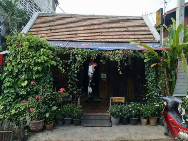 ขายที่ดิน ใกล้ถนนคนเดินวัวลาย พร้อมอาคาร สามารถทำกิจการได้เลย ขายราคา 10.9 ลบ.