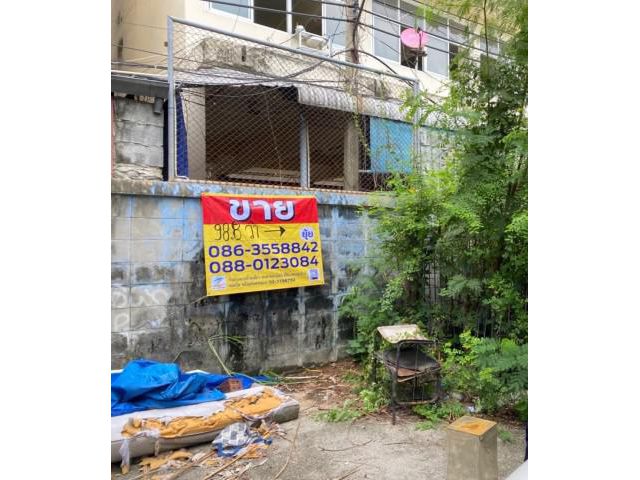 ขายที่ดิน เมืองนครปฐม  วิทยาลัยอาชีวเทศบาลนครปฐม  เนื้อที่ 95.8 ตารางวา