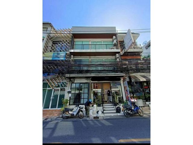 ให้เช่าอาคารพานิชย์  ย่าน สีลม ซ.3 ซอยพิพัฒน์
