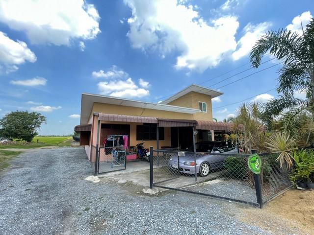 ขาย ที่ดินพร้อมสิ่งปลูกสร้าง  ปทุมธานี