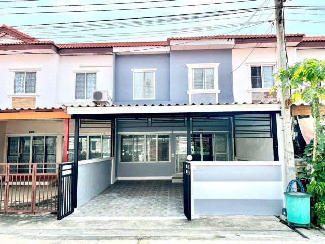 ทาวน์เฮ้าส์ 2 ชั้น #หมู่บ้านกิตติชัยวิลล่า11 พร้อมอยู่ บ้านมือสองราคาถูก ทำเลดีหนองจอก เดินทางสะดวก ใกล้แฟชั่นไอส์แลนด์