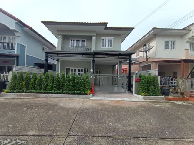 บ้านแฝดบุรีรมย์ เลียบคอลงสอง 23 ตกแต่งใหม่