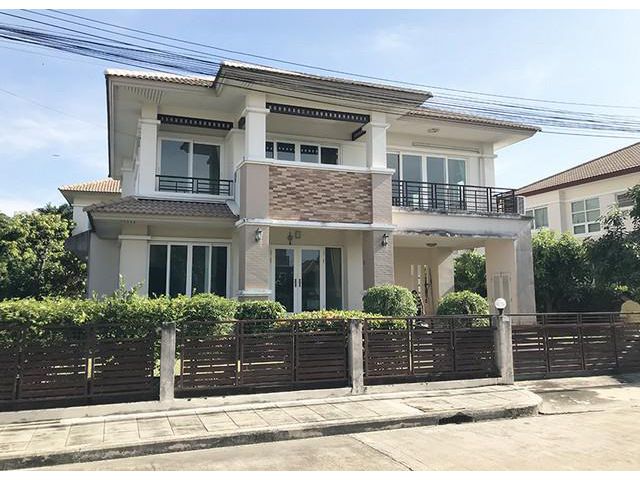 ขายบ้าน 2 ชั้นหลังใหญ่ ในเดอะวอเตอร์ เฮาส์ บางบอน