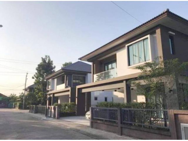 ให้เช่าบ้าน หมู่บ้านเอชเคปซีซั่น บางนา-สุขภิบาล2