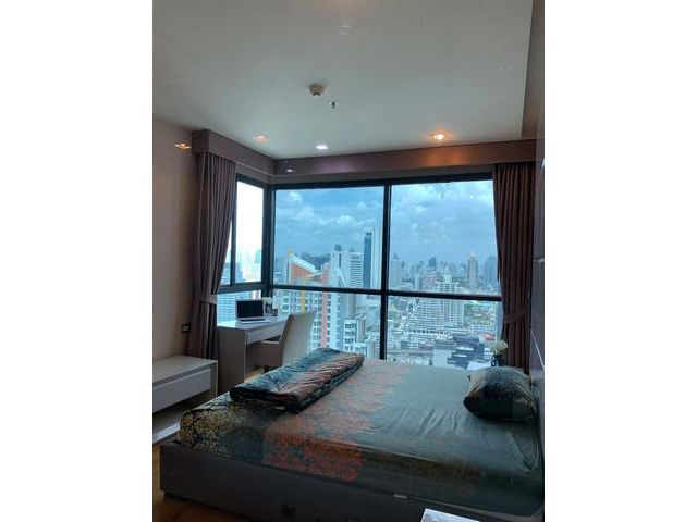2beds 2baths avaialable now!!! The Address Sathorn