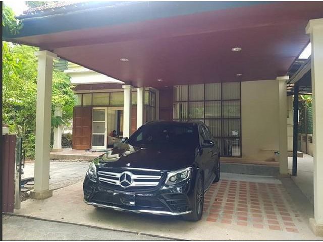 ให้เช่าบ้านเดี่ยว2 ชั้น หมู่บ้านชายคลอง ใกล้ รร.รุ่งอรุณ และ เซ็นทรัลพระราม 2