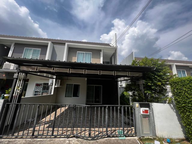 ขาย ทาวน์เฮ้าส์ อารียาเดอะคัลเลอร์ส กาญจนาภิเษก-ราชพฤกษ์ 27.1 ตร.วา ไทรน้อย นนทบุรี