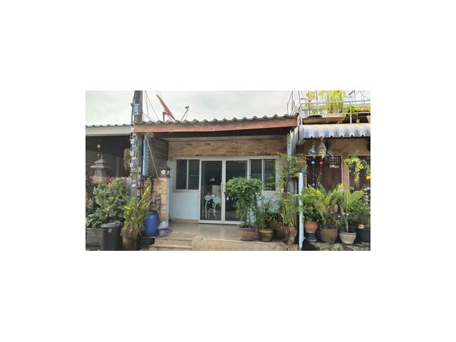 ทาวน์เฮ้าส์ แขวงคันนายาว เขตคันนายาว กทม.