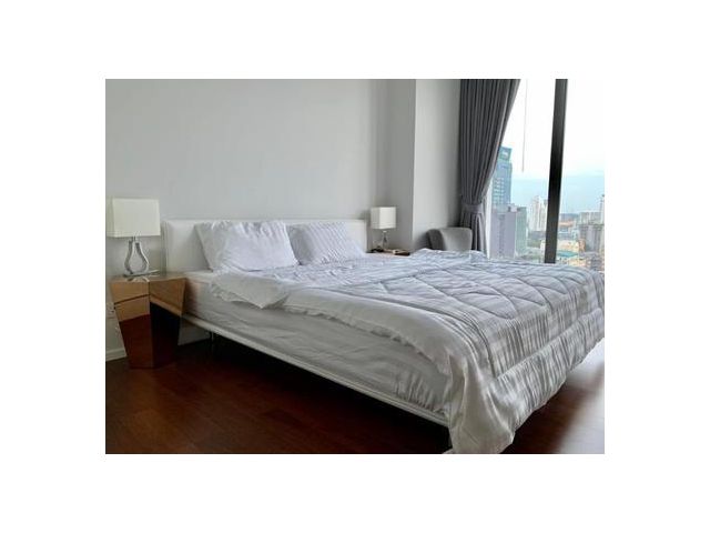 For Sale Hyde Sukhumvit 11 2 Bed