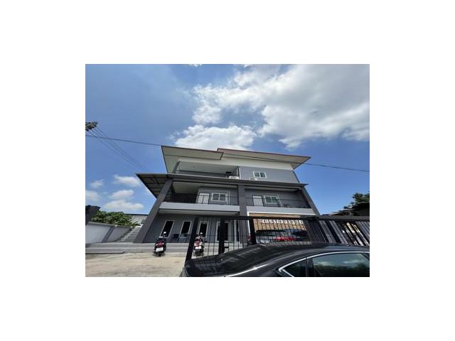 ขายหอพัก 3 ชั้น 16 ห้อง 90 ตรว.ตรงข้าม รพ.สระบุรี