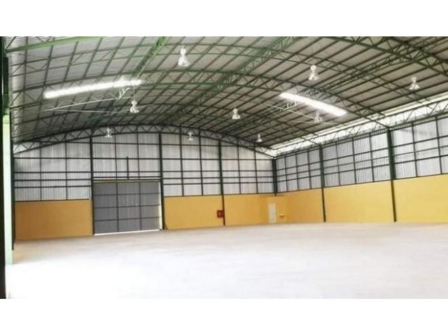 ให้เช่าโกดัง 2,000 ตรม พัฒนาชนบท 3 ร่มเกล้า