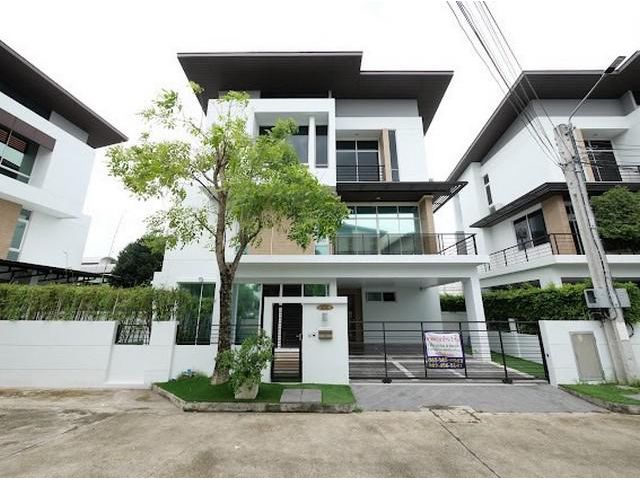 ขายบ้านเดี่ยว มบ.เนอวาน่า บียอนด์ ไลท์ พระราม9