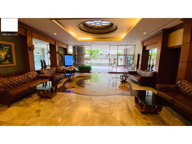 R018- 001 Sale Sathorn House Condo, 2bed 2bath, 75.66 sqm.,High floor, City View, 100m. to Surasak BTS Station
