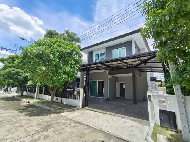 บ้านเดี่ยว 2 ชั้นสภาพใหม่ สวยพร้อมอยู่ #หมู่บ้านเดอะเซนโทร วัชรพล ต่อเติมครบคุ้มค่า ราคาโดนใจ ทำเลสุขาภิบาล5 ใกล้ทางด่วน