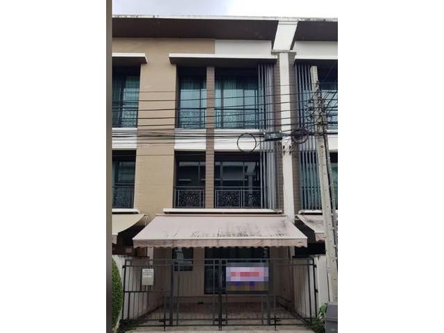 ให้เช่าทาวน์โฮม3ชั้น บ้านกลางเมือง นวมินทร์ 42