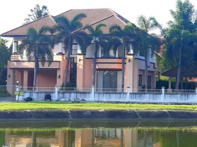 ขายบ้านริมทะเลสาบในโครงการคุณภาพ