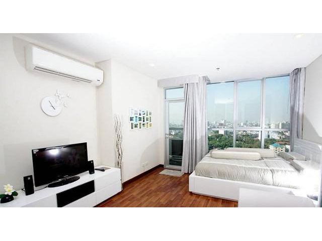 Fully furnished studio room at Le Luk