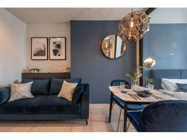 Luxury unit with 1 bedroom at Life One Wireless