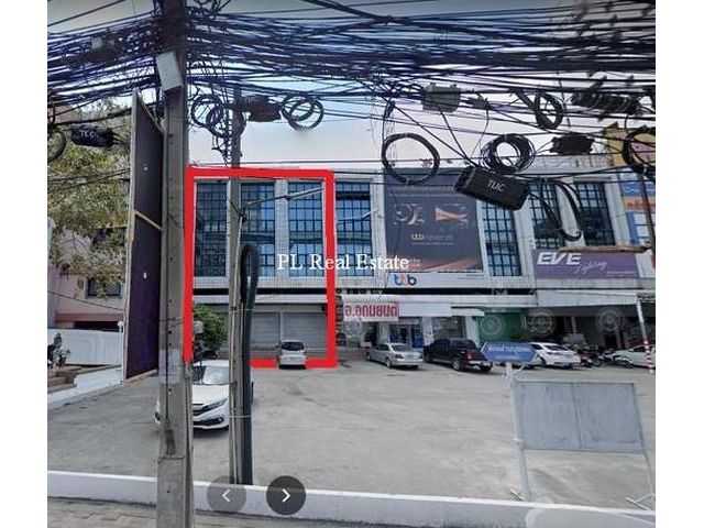 ให้เช่าและขายอาคาร 3 คูหา ใกล้MRT  ศรีลาซาล