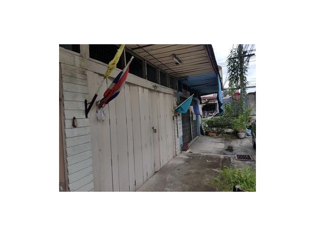 -ที่ดินพร้อมสิ่งปลูกสร้าง  อำเภอหาดใหญ่ จ.สงขลา