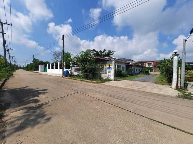 บ้านพัก 4 หลัง ในสนามกอล์ฟนอร์ทเทิร์นรังสิต