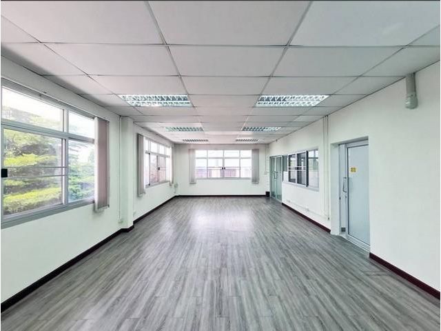 ให้เช่าอาคารสำนักงาน 2 ชั้น 545ตรม ซอยรามอินทรา 23