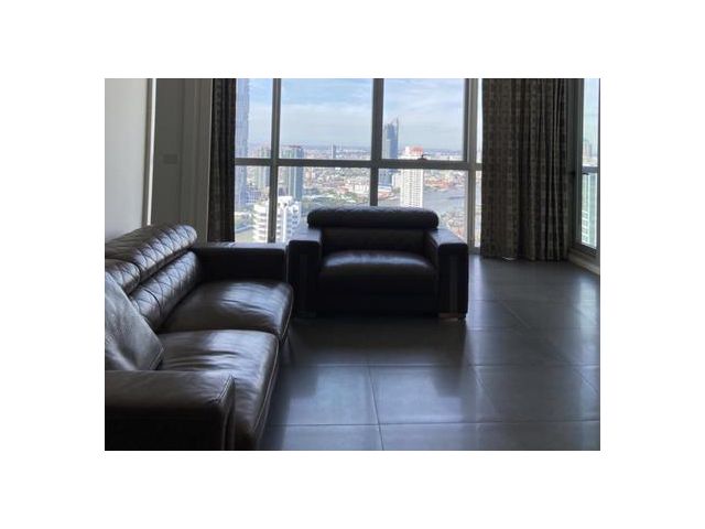 For Sale The River Condominium 3 Bed