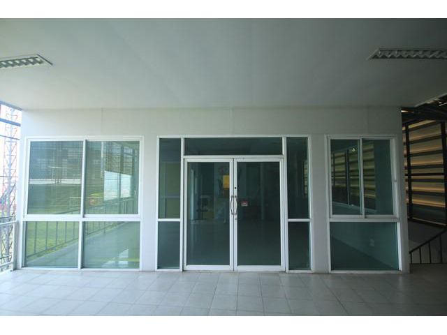 T01947 สำนักงานให้เช่า วัชรพล บิสซิเนสคอมเพล็กซ์