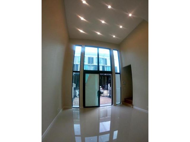 POR1721  ด่วน ให้เช่า  พาทิโอ พระราม 9 พัฒนาการ 32