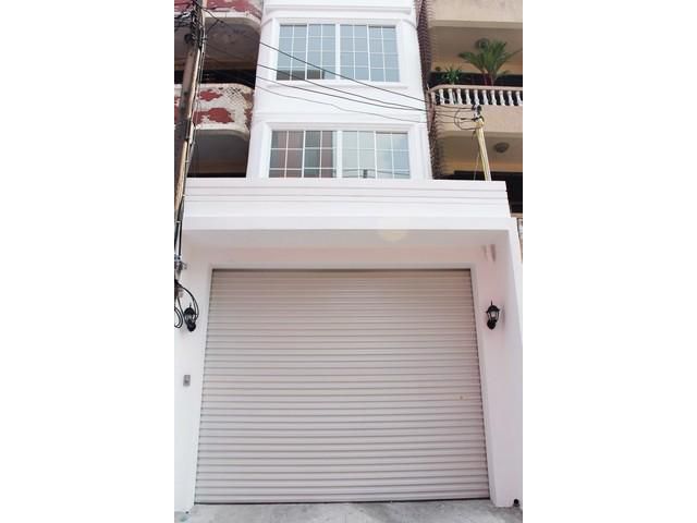 ให้เช่าอาคารพาณิชย์ 4ชั้น ถนนสุขุมวิท63 เอกมัย