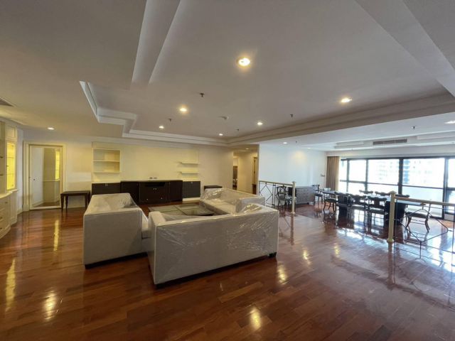 3 Bedroom Sukhumvit Luxury Apartment for rent Thonglor Ekkamai ให้เช่า คอนโดสุขุมวิท 3 ห้องนอน 285sq.m ห้องใหม่ กว้าง สว