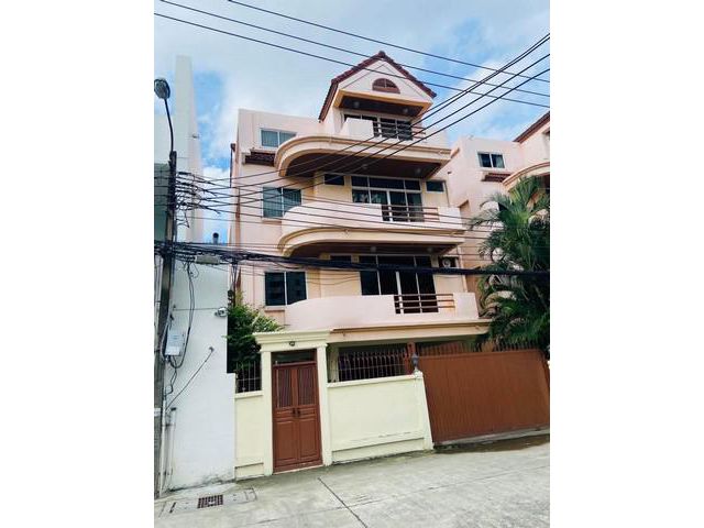 ให้เช่าบ้านเดี่ยว  ตกแต่ง พร้อมอยู่ สุขุมวิท 31