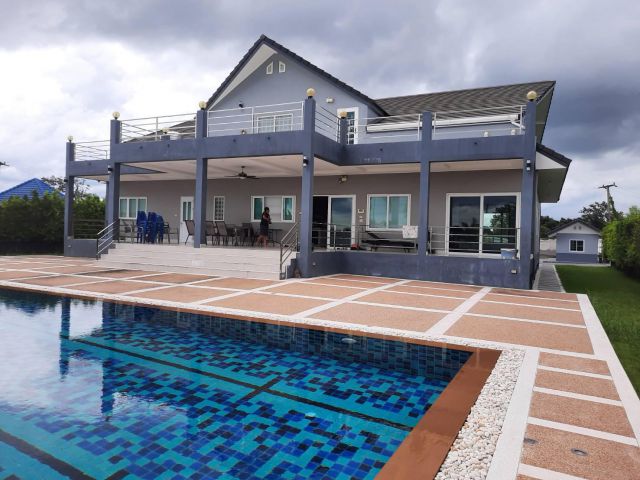 ขายบ้าน 1-2-80 THB10,000,000 โนนสูง เมือง อุดรธานี