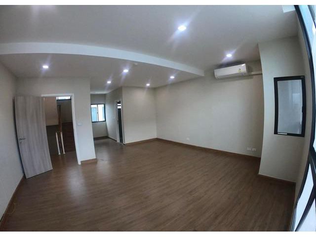 PO124  ให้เช่า Patio Rama 9 35,000 บาท
