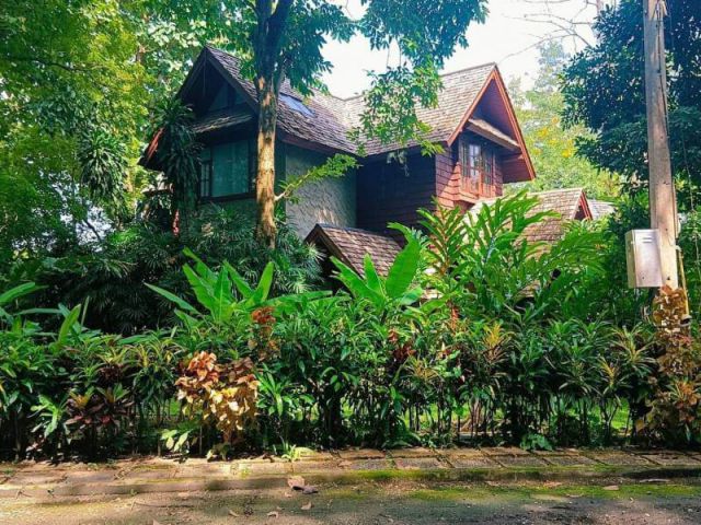 ขายบ้านแม่ริม จ.เชียงใหม่ เนื้อที่ 1 ไร่ มีบ้าน 2 หลัง ห่างจาก ปตท.แม่ริมประมาณ 6 นาที