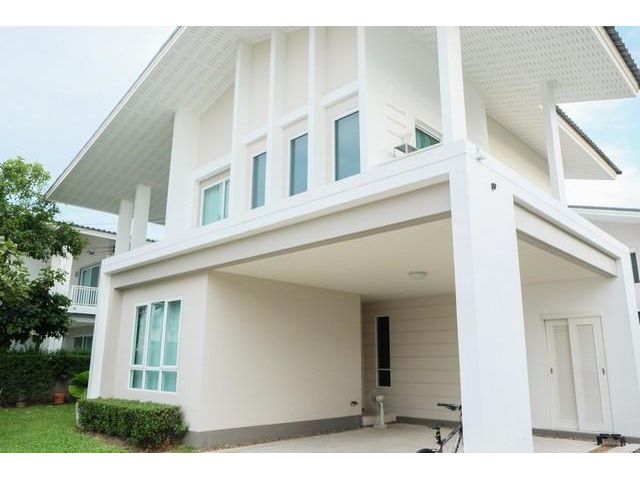 ขายบ้านเดี่ยว หมู่บ้าน ฮาบิเทีย โมทีฟ ปัญญาอินทรา