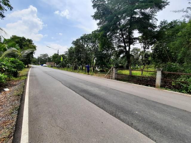 ขายที่ดินพร้อมบ้าน 1 ชั้น 2 หลัง หนองเสือ คลองแปด