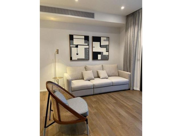 POR1743 ให้เช่าคอนโด มิวนิค หลังสวน MUNIQ