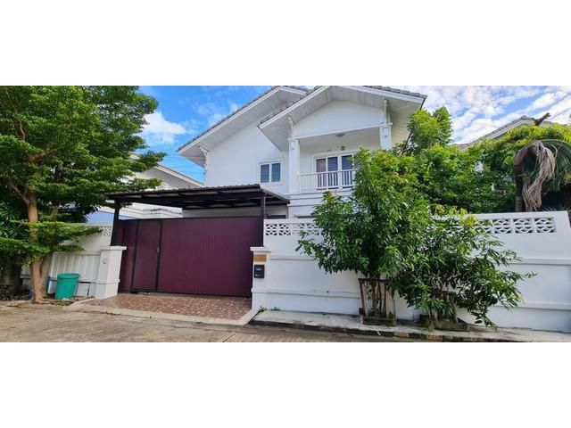 ให้เช่าบ้านเดี่ยวหลังใหญ่ เนื้อที่ 69 ตารางวา 3 ห้องนอน 2 ห้องน้ำ หมู่บ้านจิรทิพย์ ย่านสุขาภิบาล 5 วัชรพล ใกล้รถไฟฟ้