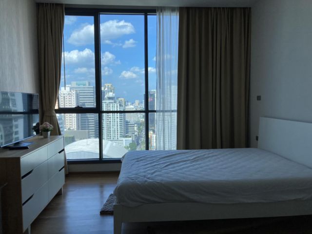 ให้เช่า Hyde Sukhumvit 13 ชั้น 21 เฟอร์นิเจอร์ครบ พร้อมเข้าอยู่ S12-0412