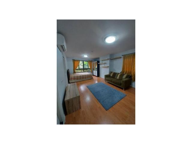 Lumpini Place Suanplu-Sathorn Studio