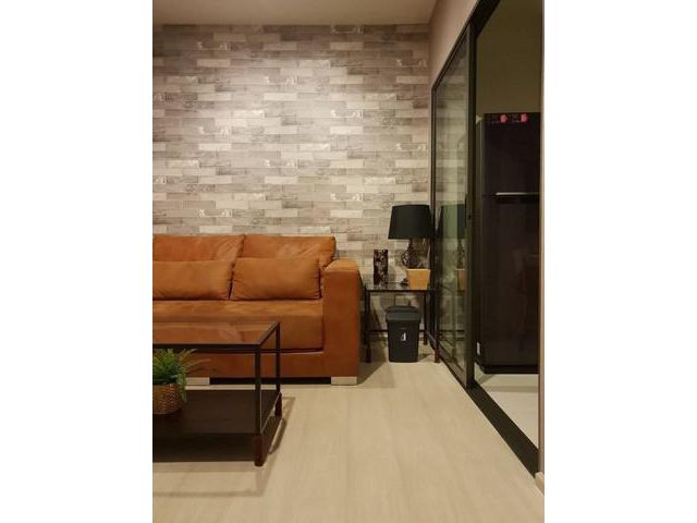 Beautiful unit available at Life Sukhumvit48