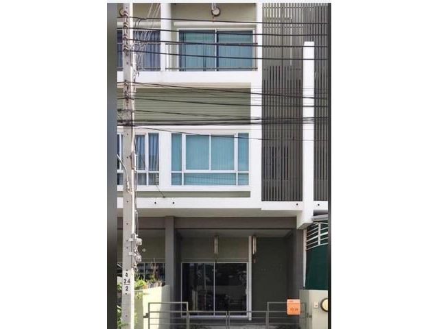 ให้เช่าทาวน์โฮม โครงการ นลินอเวนิว รามคำแหง