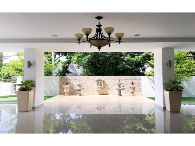 Rent condo 2 Beds Waterford park Thonglor Sukhumvit 53