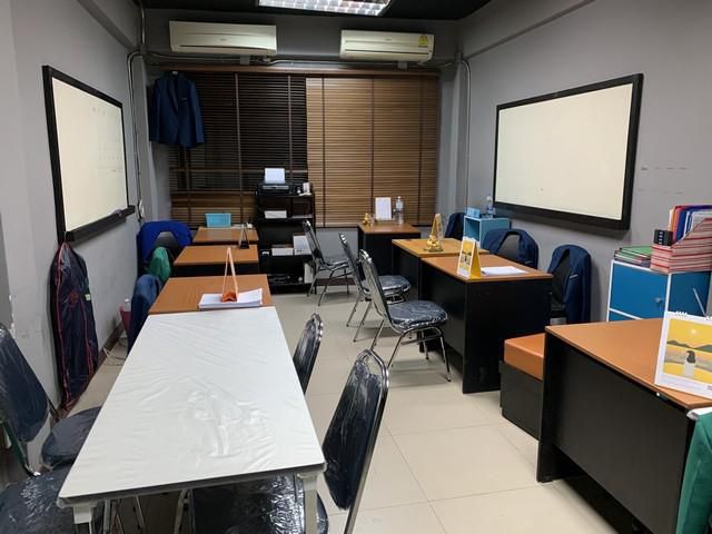 ให้เช่าโฮมออฟฟิศ 6ชั้น พื้นที่ใช้สอย1000 ตารางเมตร สภาพสวยทำเลดี ใกล้ MRT สุทธิสาร ห้วยขวาง ตกแต่งสวยสไตล์โมเดิร์น