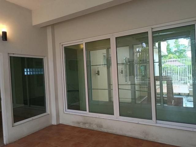 PO162 ให้เช่าบ้าน ซอยศรีด่าน 22 150,000 บาท/เดือน