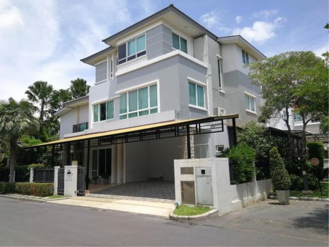 ขายบ้านเดี่ยว3ชั้น กรุงเทพกรีฑา