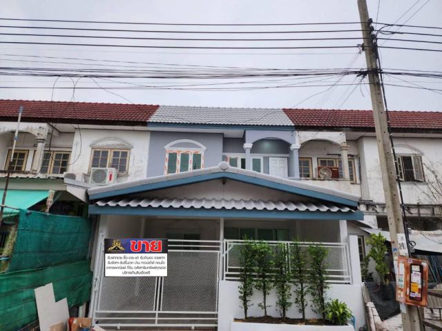 ทาวน์เฮ้าส์ 2 ชั้นถนนเมน หันหน้าทิศตะวันออก #หมู่บ้านศรีประจักษ์7 ตกแต่งสวยพร้อมเข้าอยู่ ด้านในชั้นล่างมีเสาบ้านเพิ่มควา