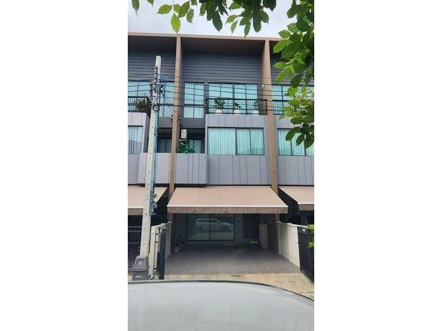 PF04 ให้เช่าทาวน์โฮม 3 ชั้น โครงการ บ้านกลางเมือง วัชรพล Baan Klang Muang Watcharapol ถนนสุขาภิบาล 5 ใกล้ตลาดออเงิน