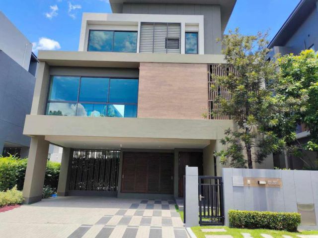 BS477 ขายบ้านเดี่ยว 3ชั้น Grand Bangkok Boulevard